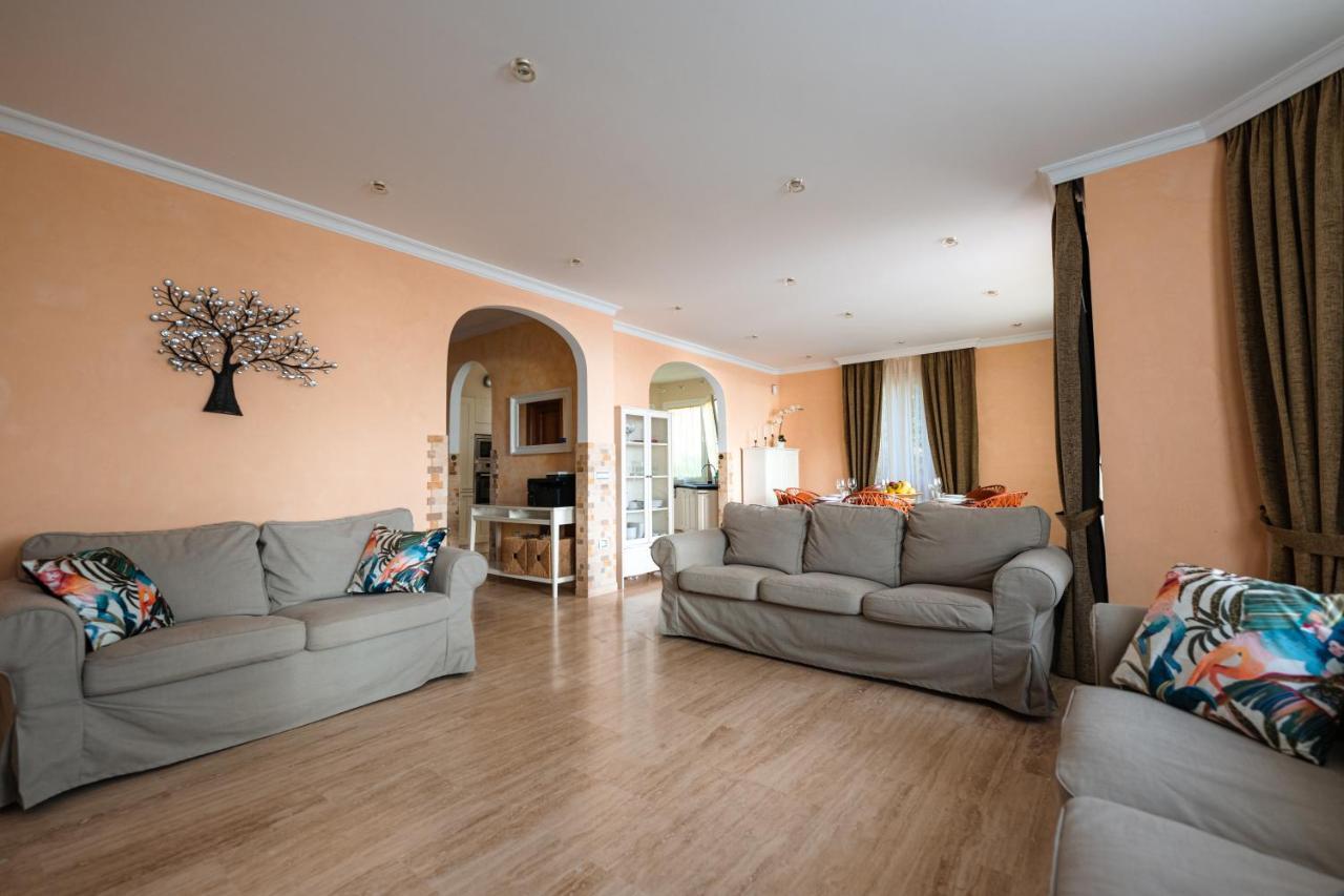 Villa Faya On The First Ocean Line With New Heated Pool Los Cristianos  Eksteriør bilde