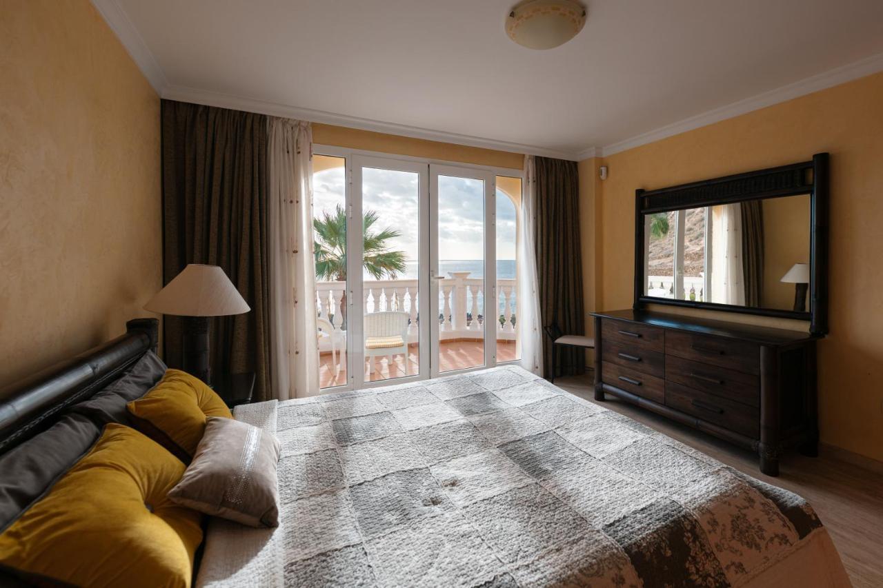 Villa Faya On The First Ocean Line With New Heated Pool Los Cristianos  Eksteriør bilde
