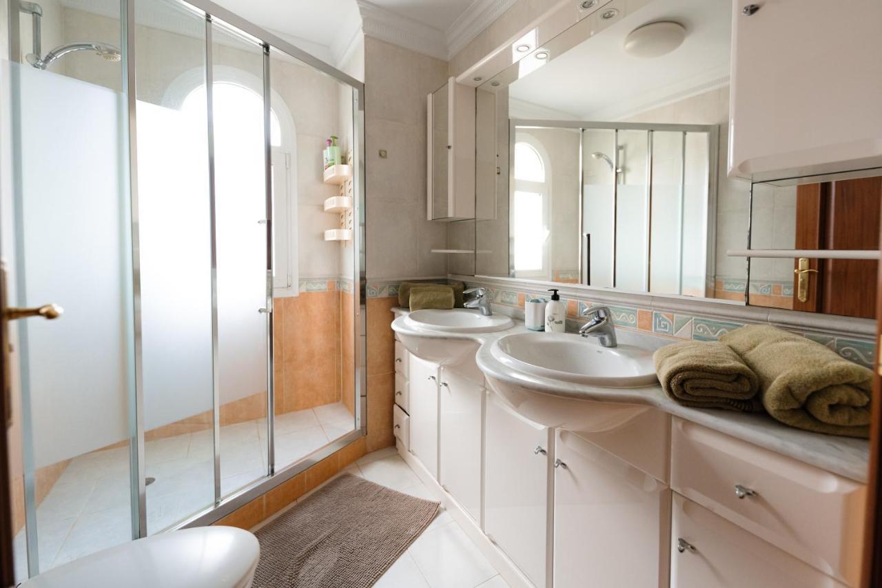 Villa Faya On The First Ocean Line With New Heated Pool Los Cristianos  Eksteriør bilde