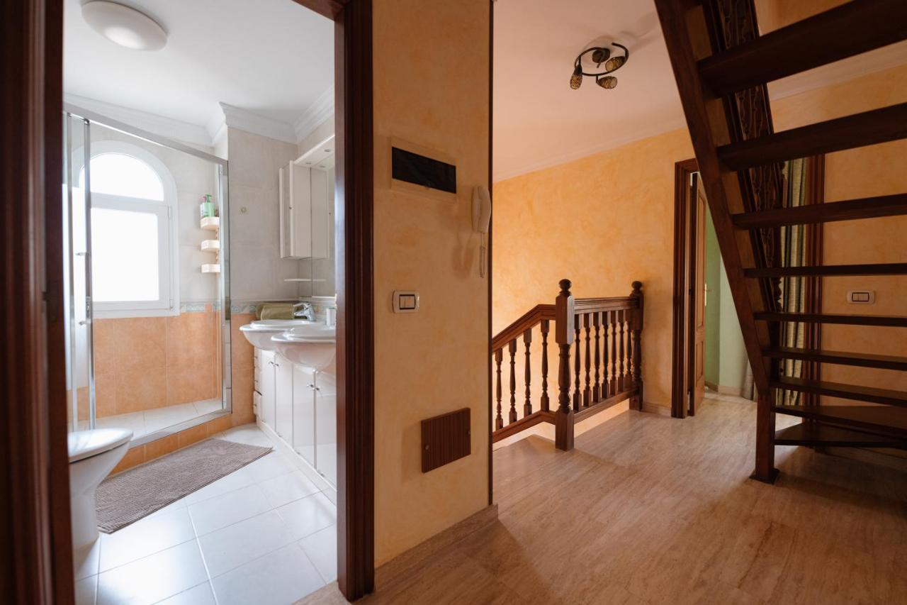Villa Faya On The First Ocean Line With New Heated Pool Los Cristianos  Eksteriør bilde