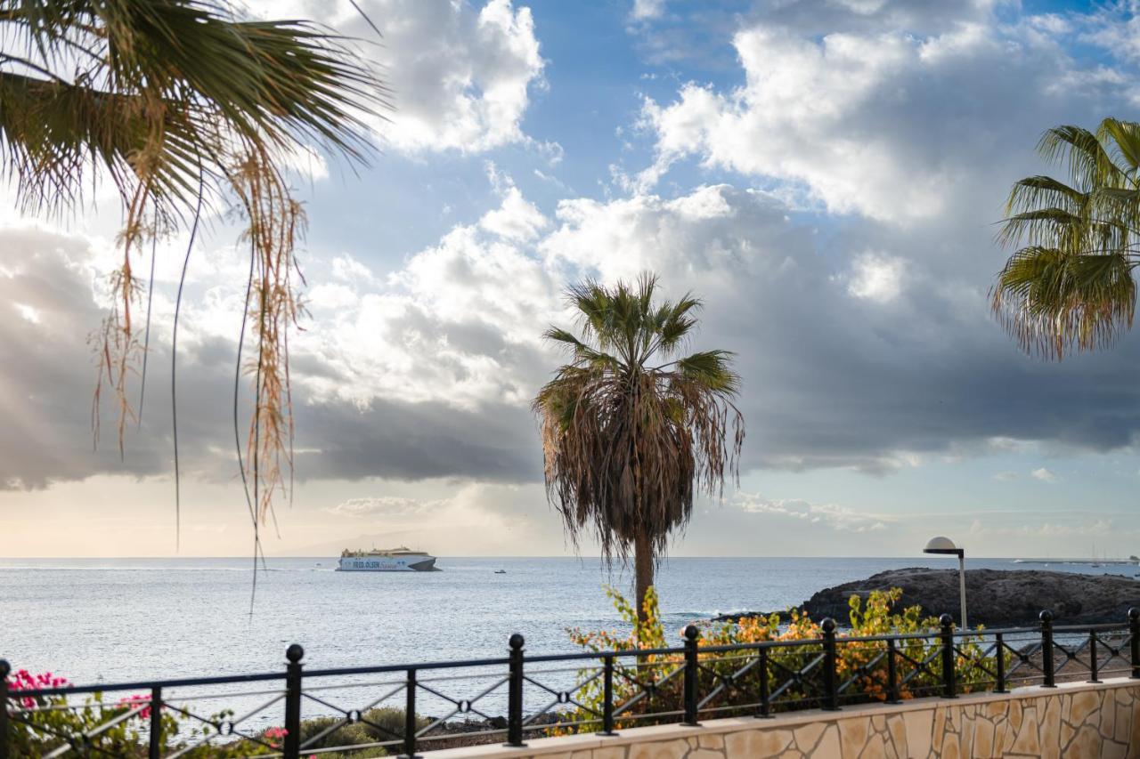 Villa Faya On The First Ocean Line With New Heated Pool Los Cristianos  Eksteriør bilde